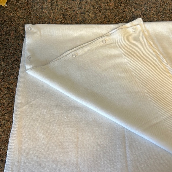 Poncho - very light and super soft!🥰 color Snow White , buttons on both sides - Picture 9 of 12